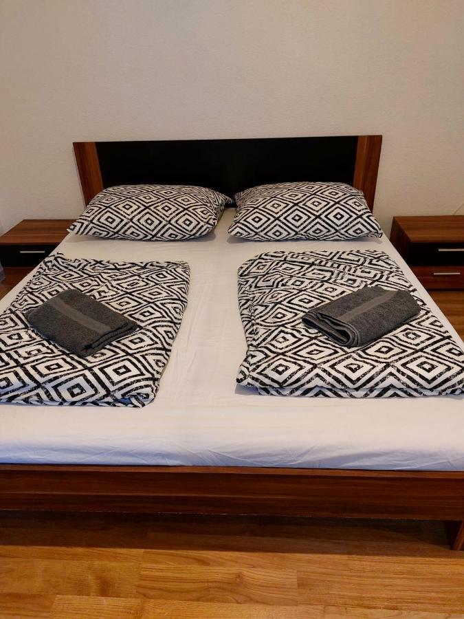 Utulny Apartman V Centre Bb Banska Bystrica Ngoại thất bức ảnh