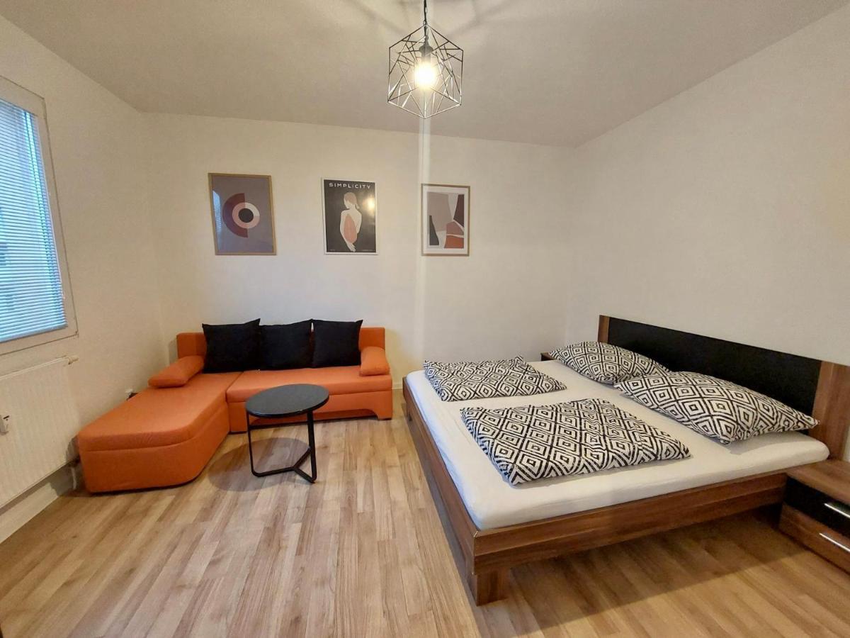 Utulny Apartman V Centre Bb Banska Bystrica Ngoại thất bức ảnh